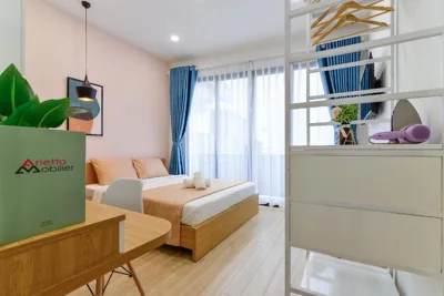 발코니 아파트먼트 — Cozrum Homes - Rivera Corner
